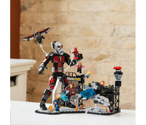 LEGO Marvel 76314 Kapitan Ameryka: Wojna bohaterów - 1284241 - zdjęcie 15